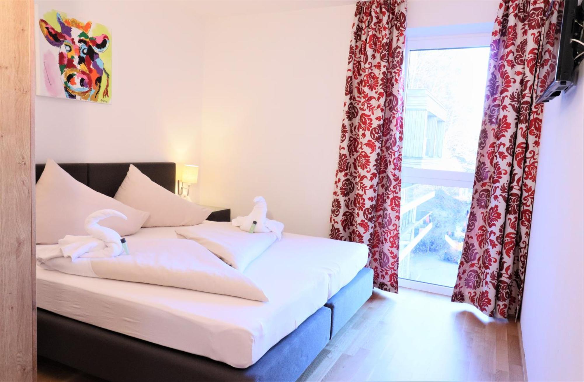Alpin & See Resort - Pinzgau Holidays Zell am See Phòng bức ảnh